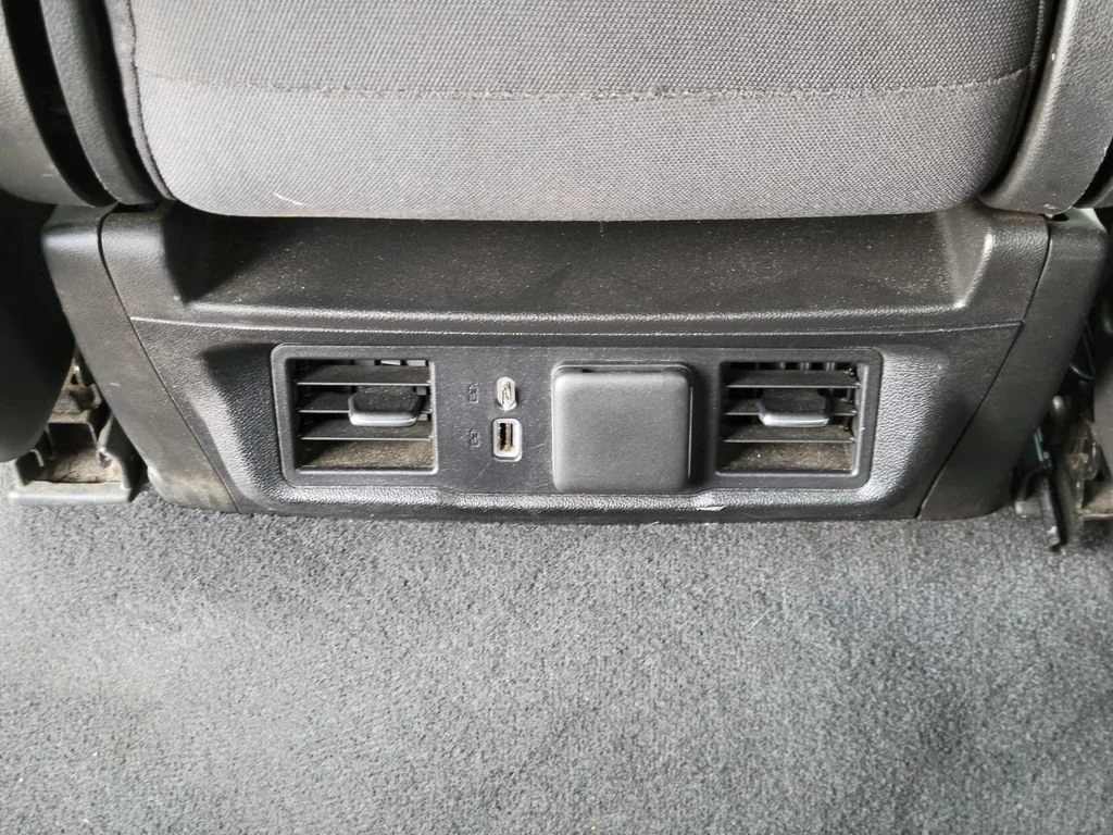 Used 2025 Summit White Chevrolet LT image 15