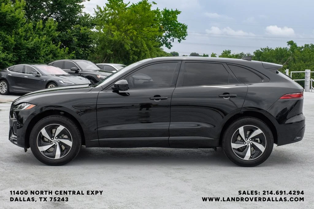 2026 Jaguar F-Pace R-Dynamic S - Photo 13