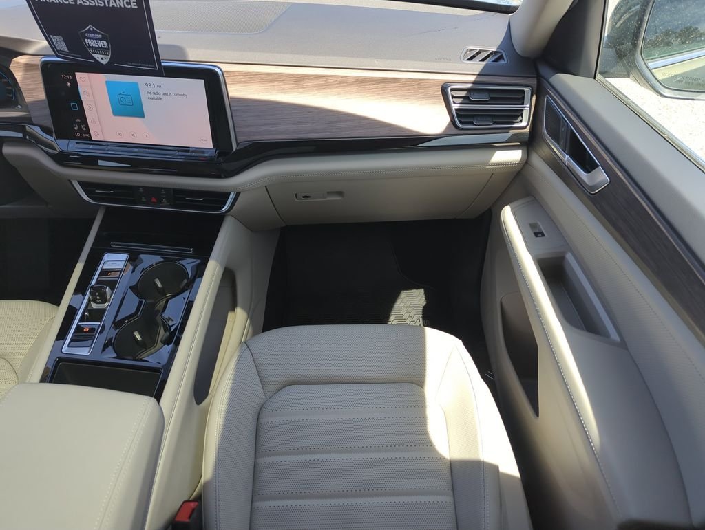 New 2026  Volkswagen SEL image 16