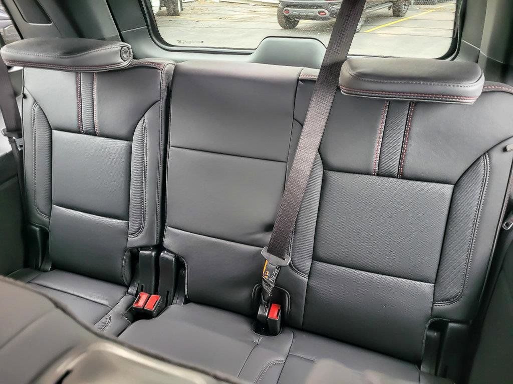Used 2025 Red Chevrolet RST image 18