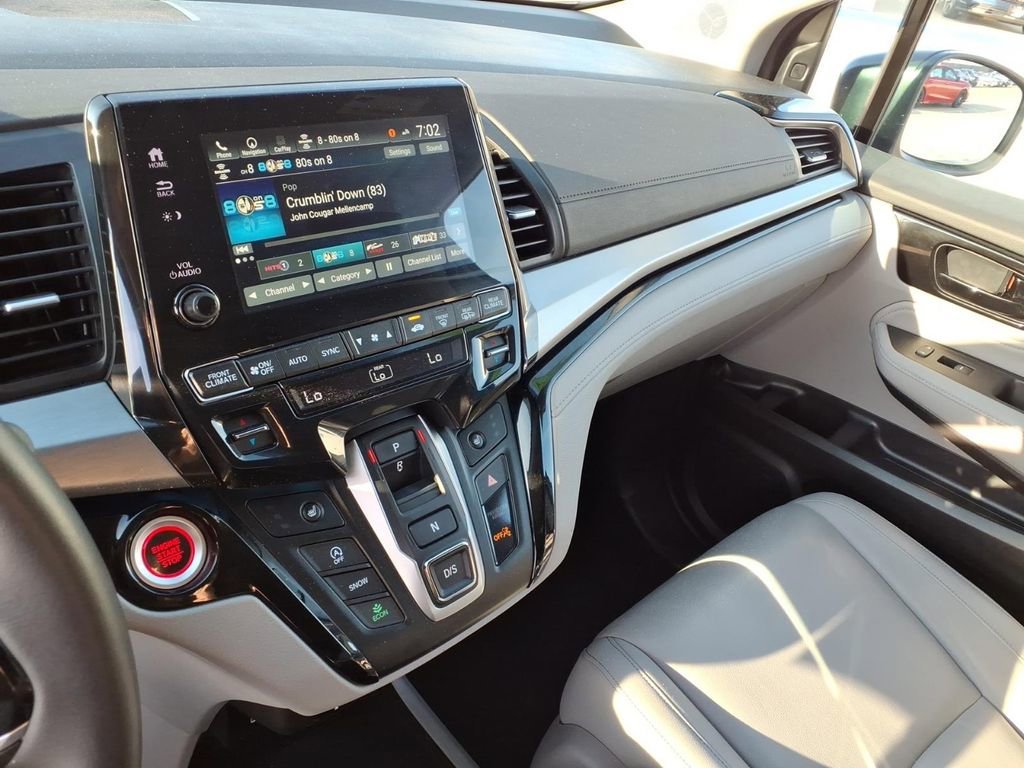 2024 Honda Odyssey Touring - Photo 38