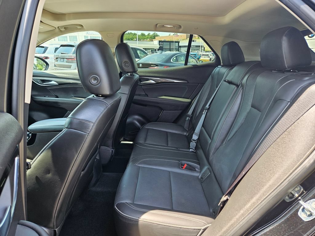 Used 2021 EBONY TWILIGHT METALLIC Buick Essence image 11