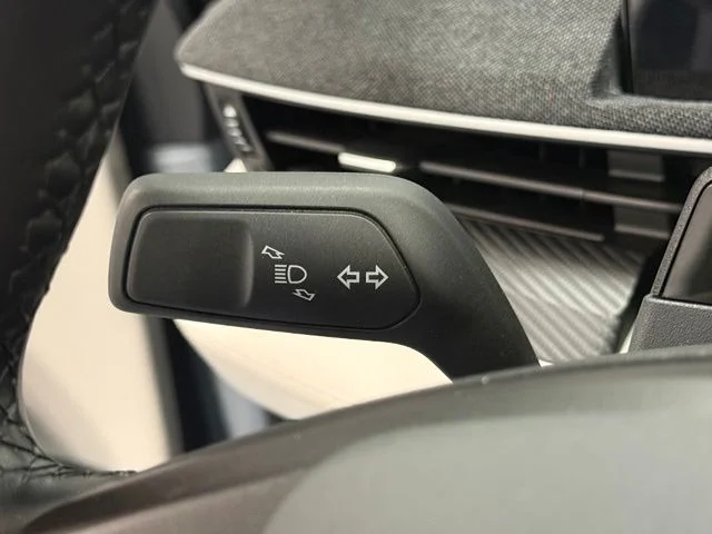 Used 2024 Gray Ford Premium image 18
