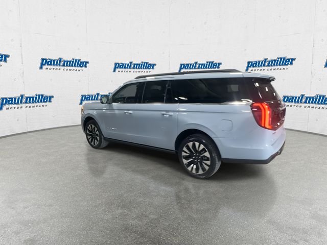 New 2027 Glacier Gray Metallic Tri-Coat Ford MAX Platinum image 7
