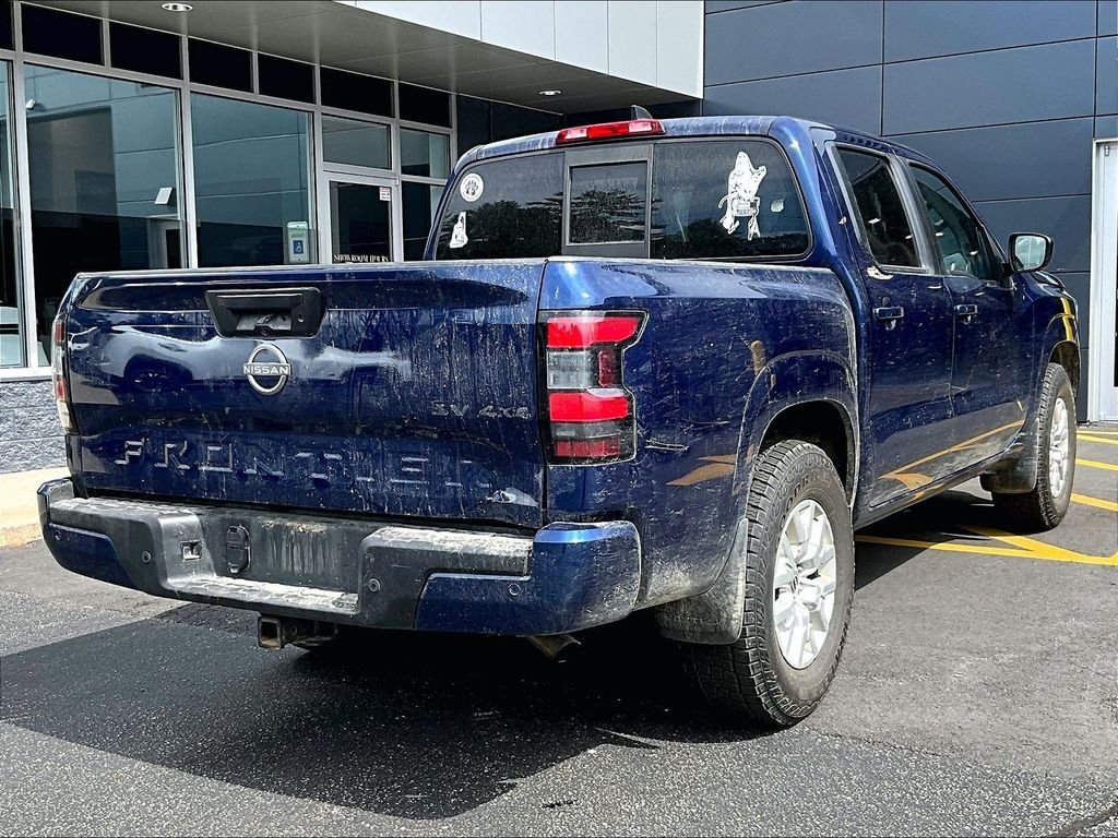 Used 2022 Blue Nissan SV image 4