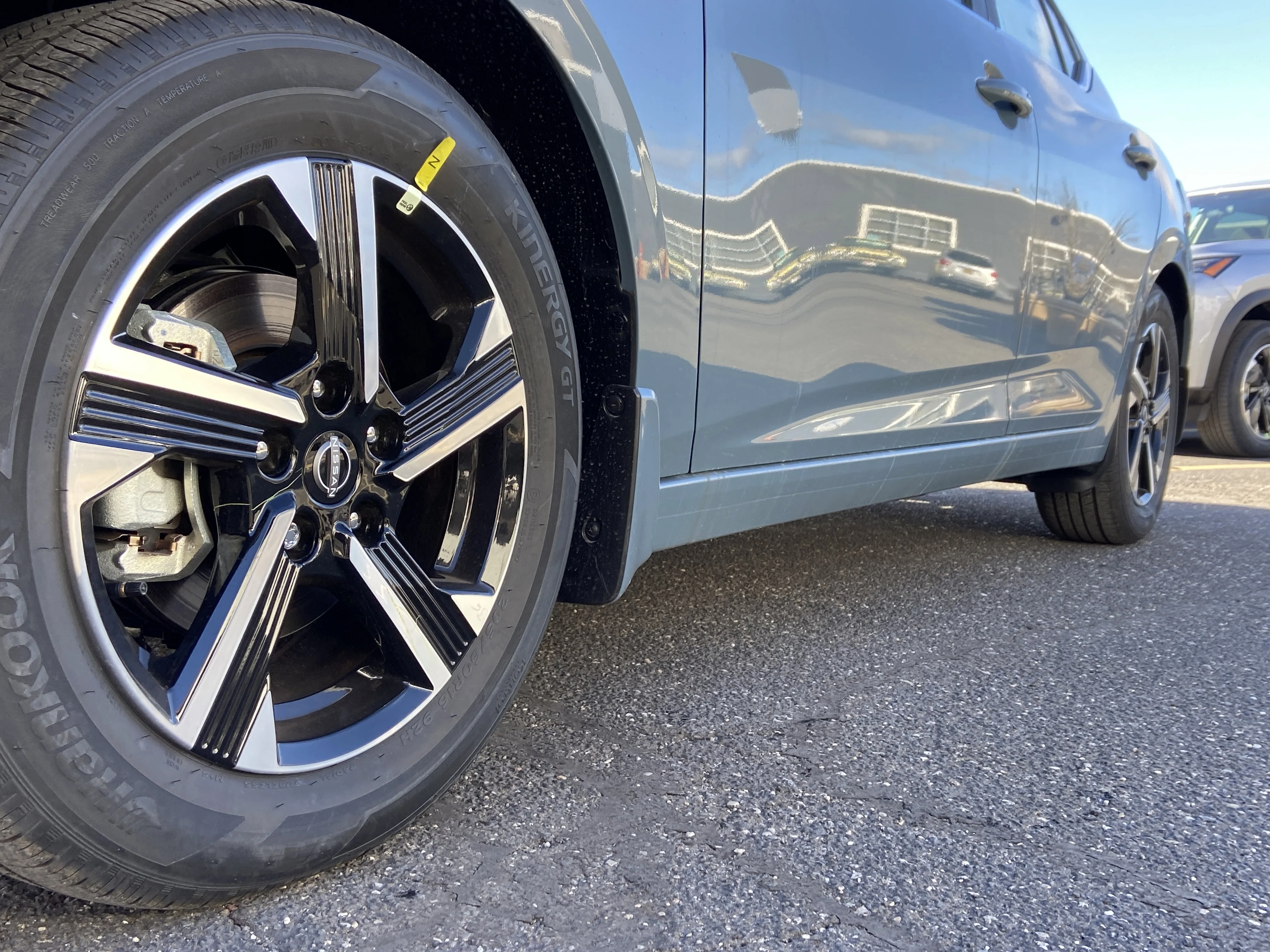 New 2025 Atlantic Gray Metallic Nissan SV image 9