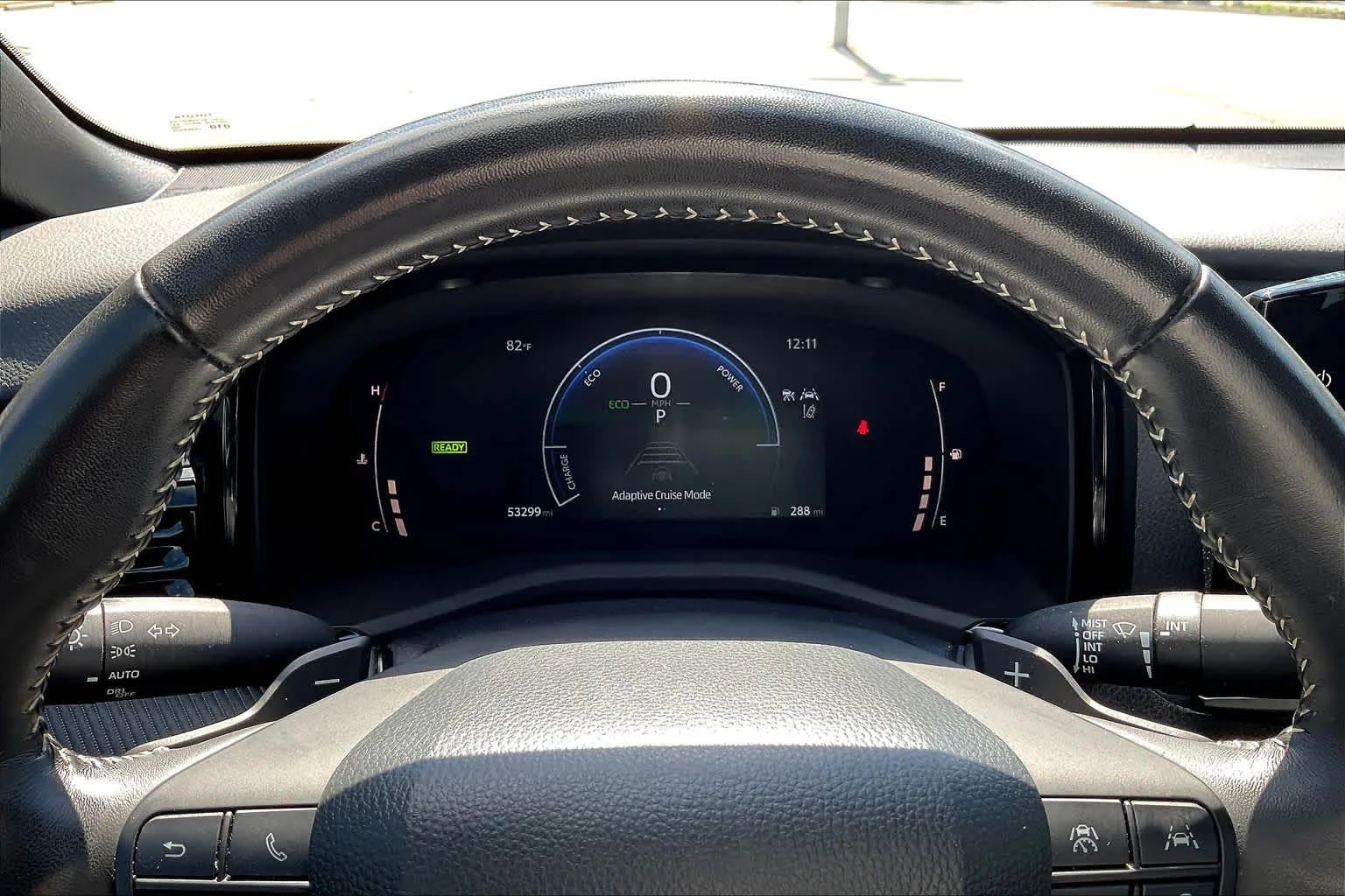Used 2025 Ice Cap Toyota SE image 26
