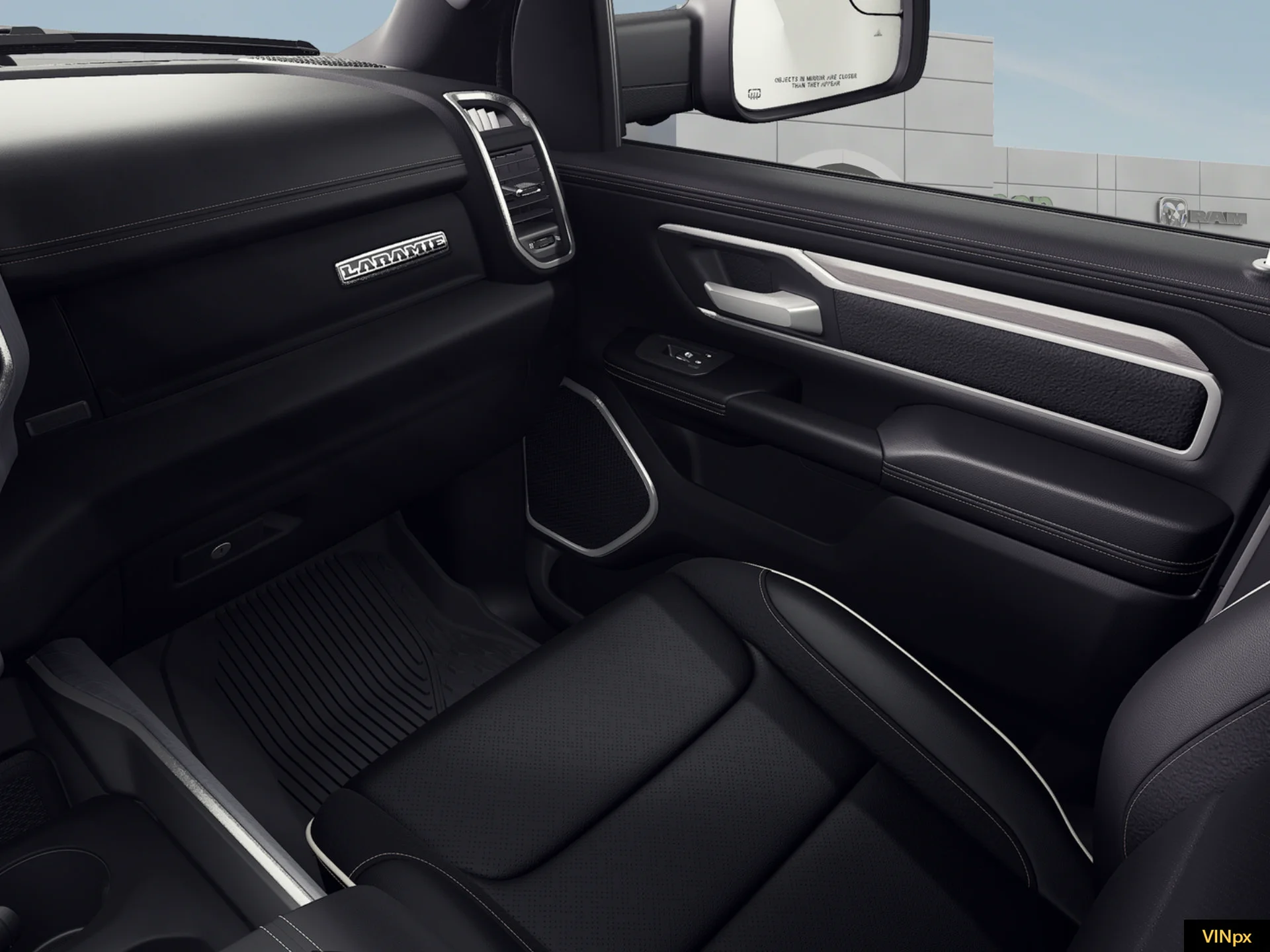 New 2027 Diamond Black Crystal Pearl-Coat Exterior Paint RAM Laramie image 19