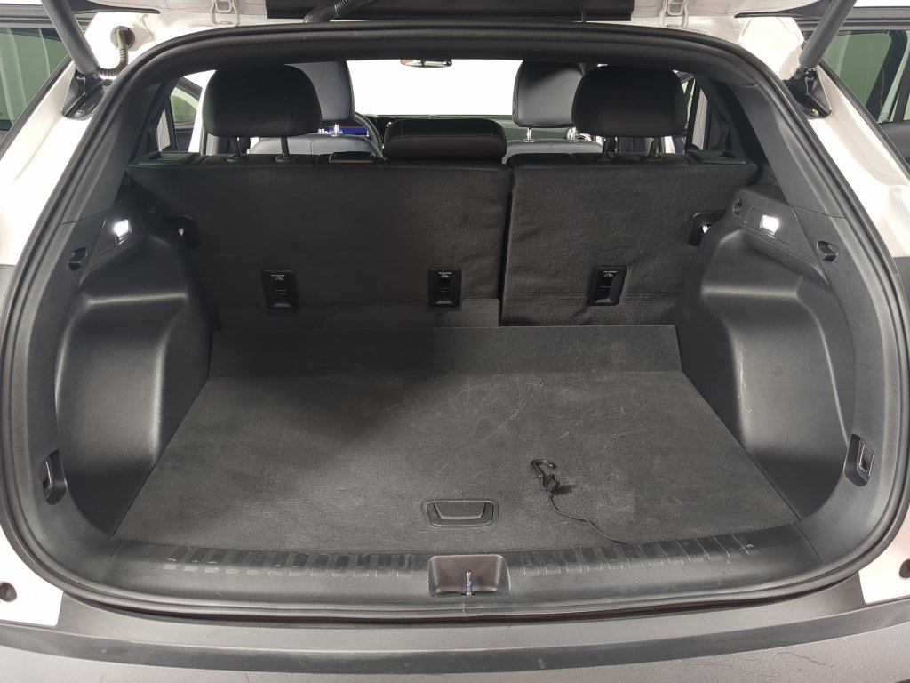 Used 2024 Summit White Chevrolet eAWD LT image 19