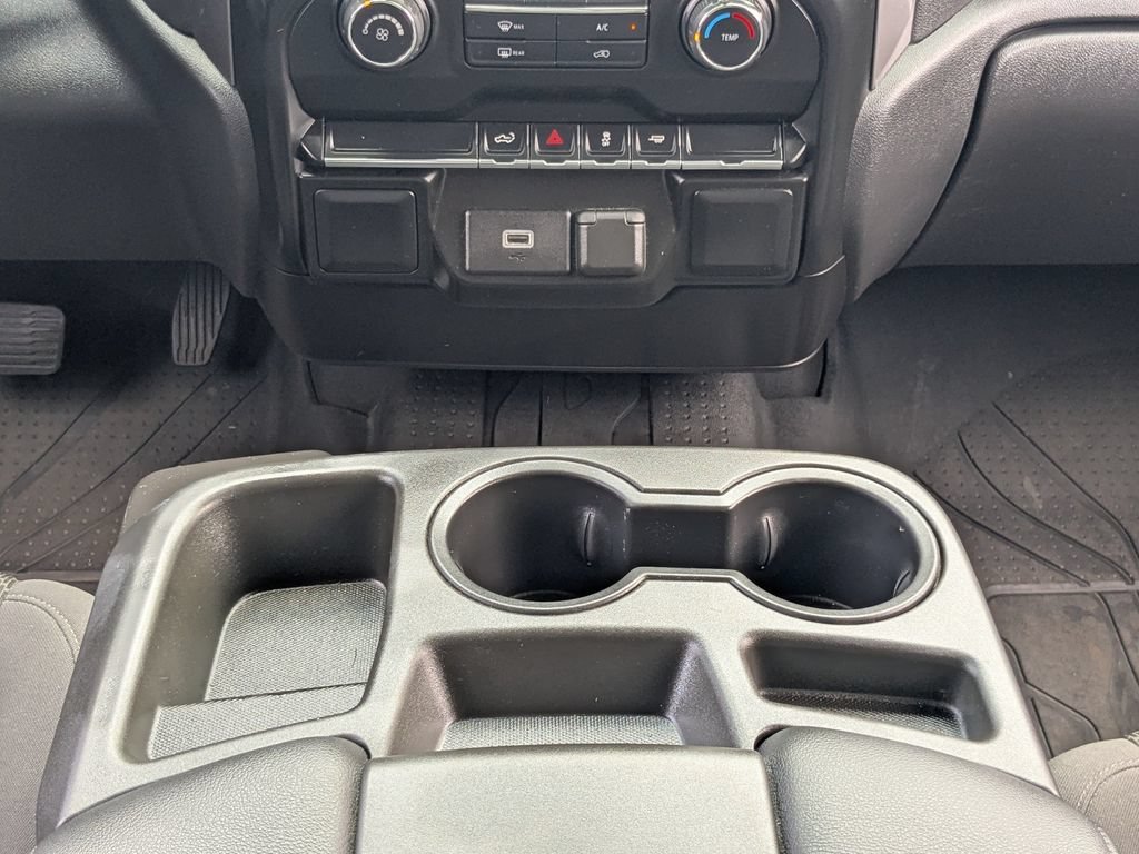 Used 2020 BLACK Chevrolet Custom image 18