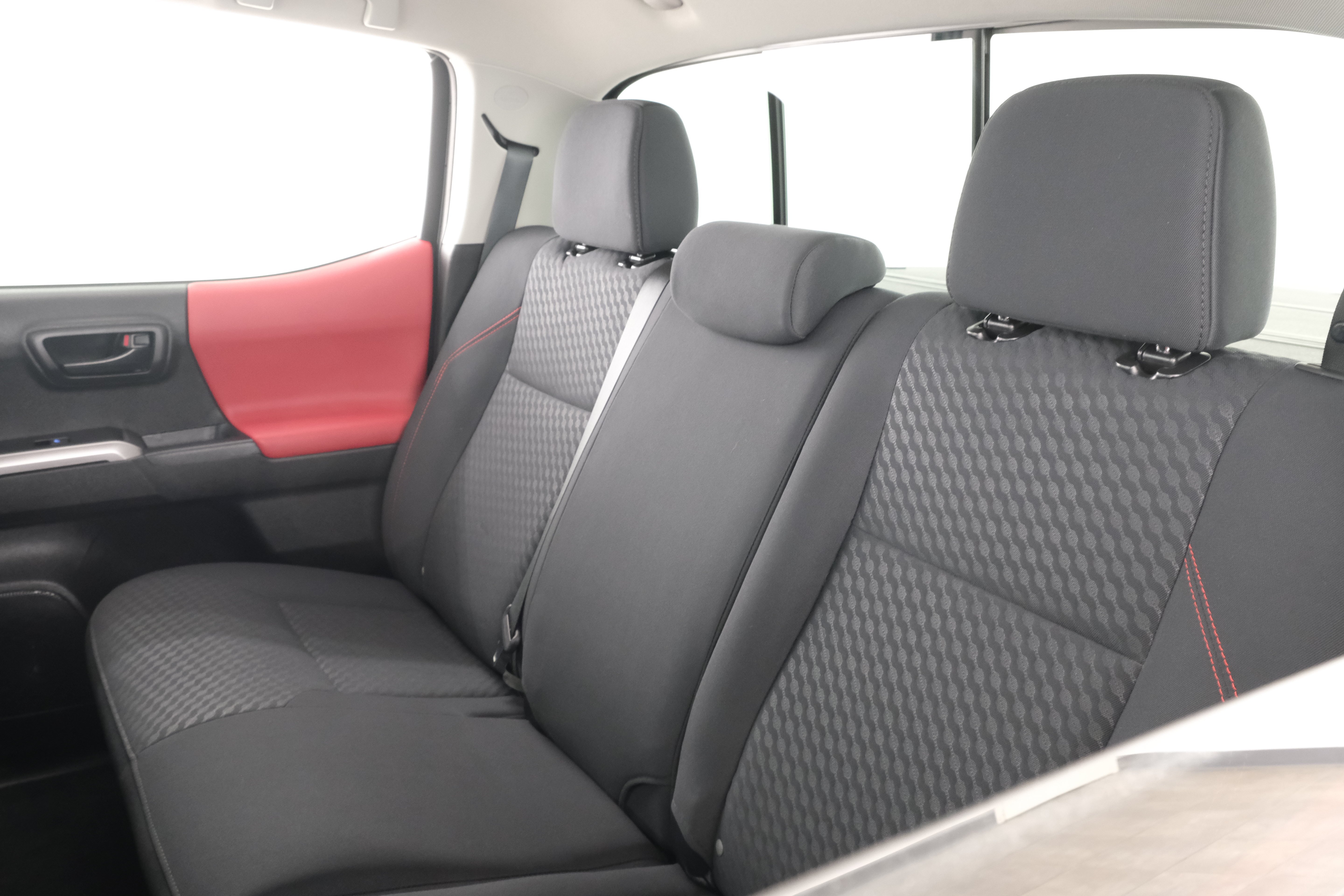 2023 Toyota Tacoma SR5 - Photo 34