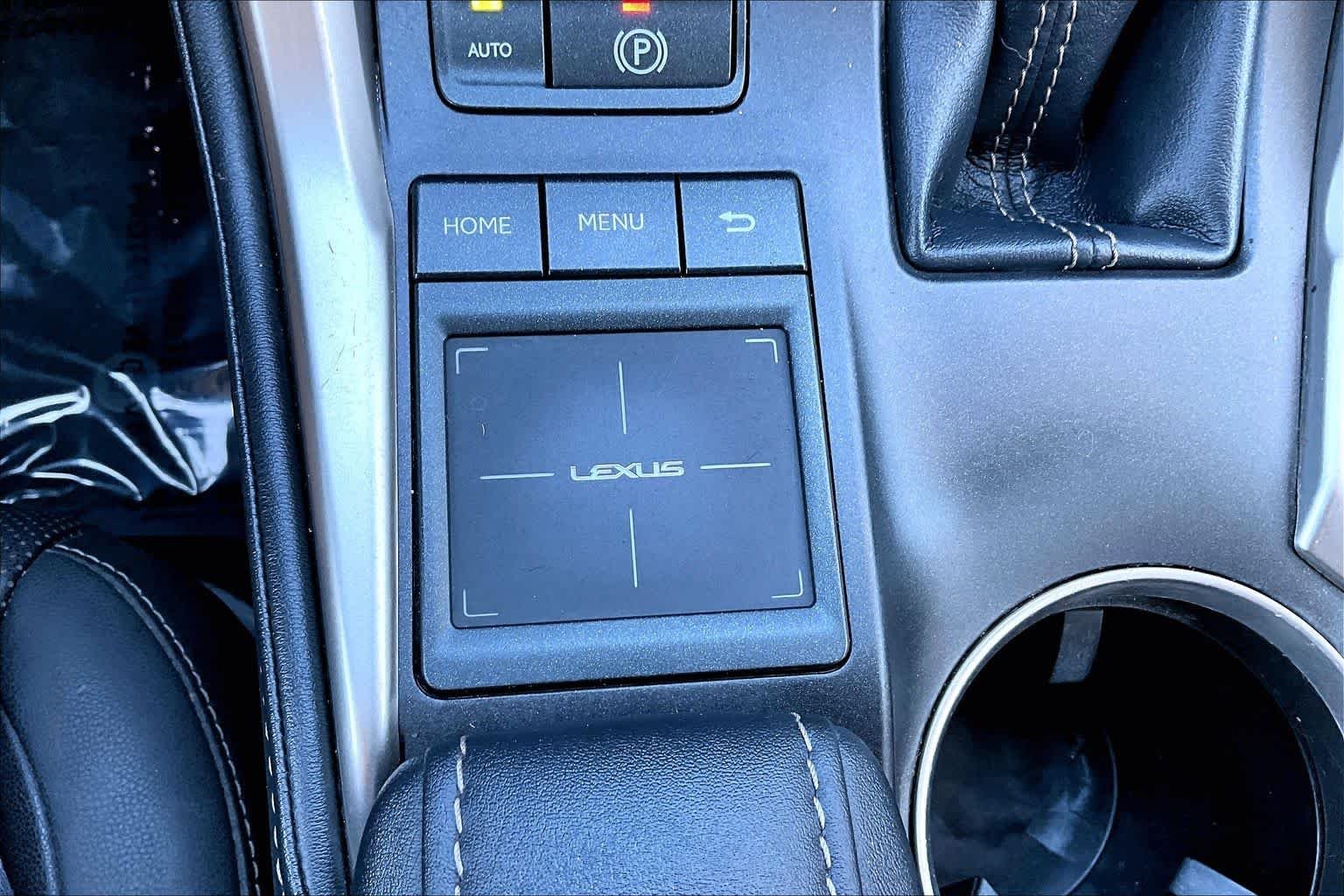 Used 2015 Silver Lining Metallic Lexus  image 33