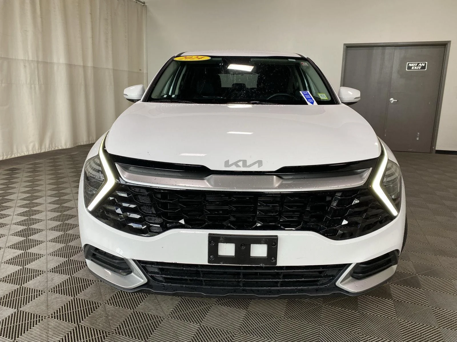 Used 2024 Glacial White Pearl Kia EX image 2