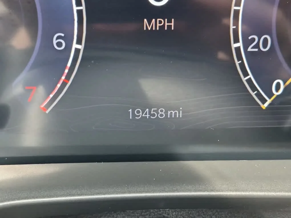 Used 2023 Velvet Red Pearlcoat Jeep Altitude image 17