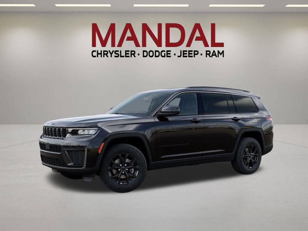 New 2026 Diamond Black Crystal Pearl-Coat Exterior Paint Jeep Laredo image 2