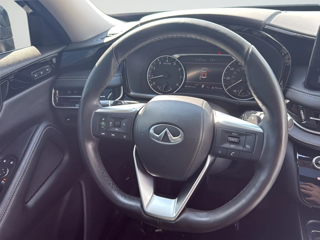 Used 2023 Black INFINITI PURE image 33