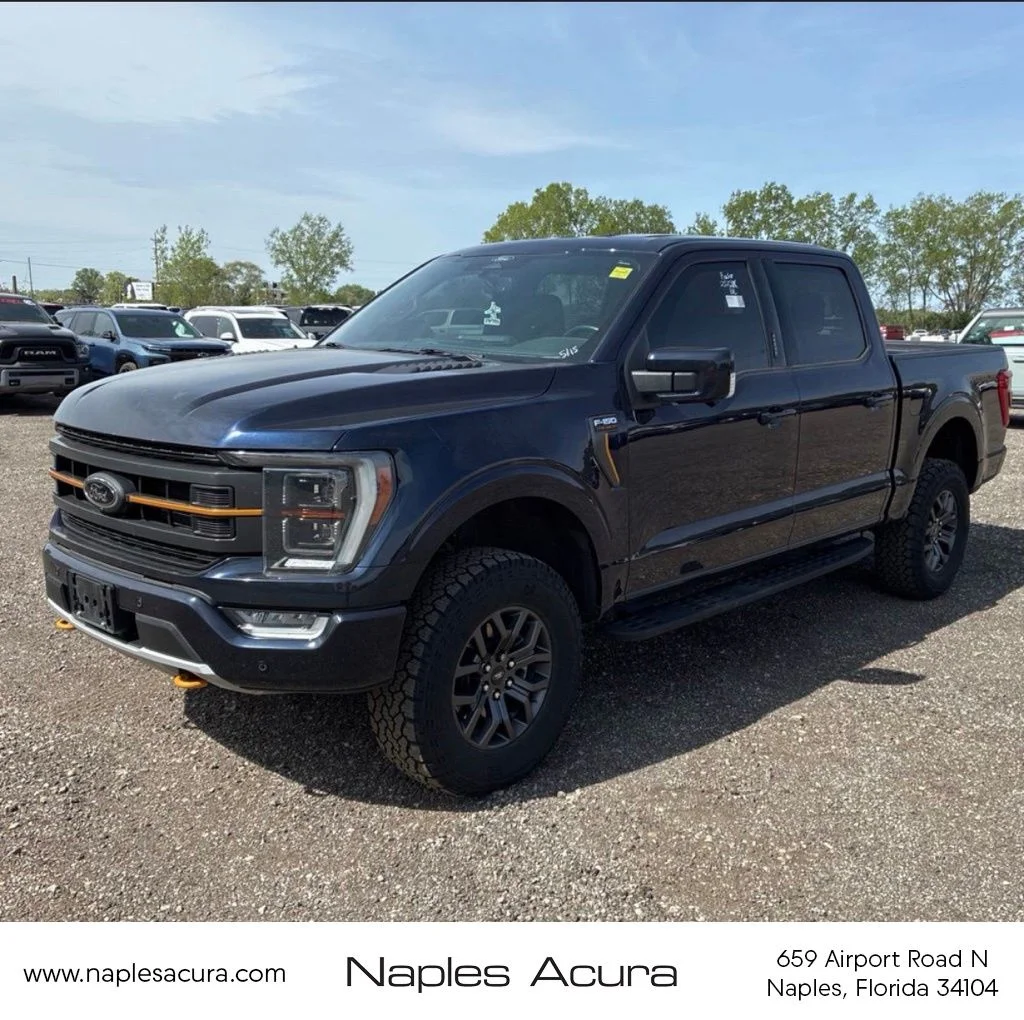 Used 2022 Blue Ford Tremor image 1