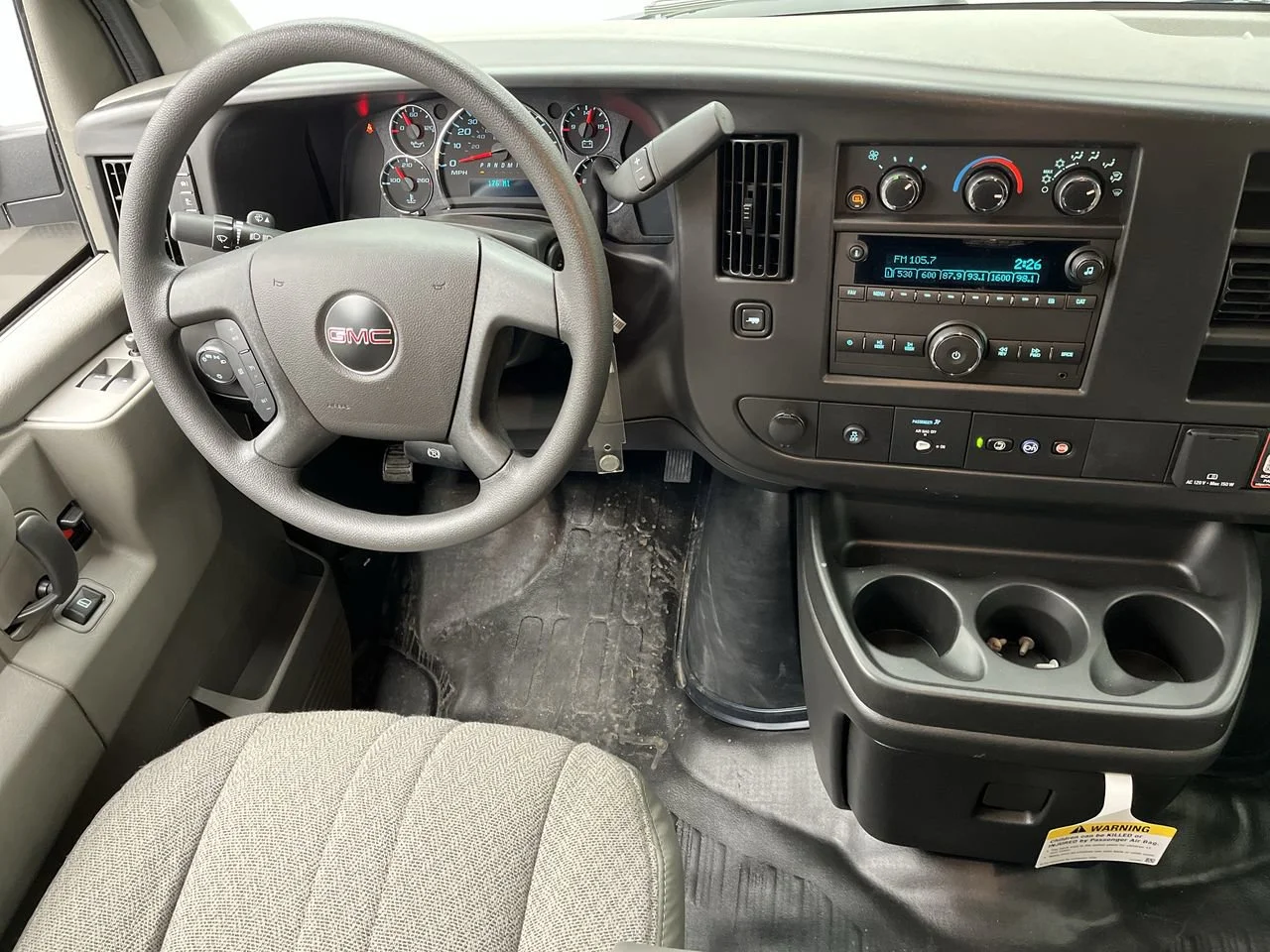 2025 GMC Savana Cargo Work Van - Photo 10
