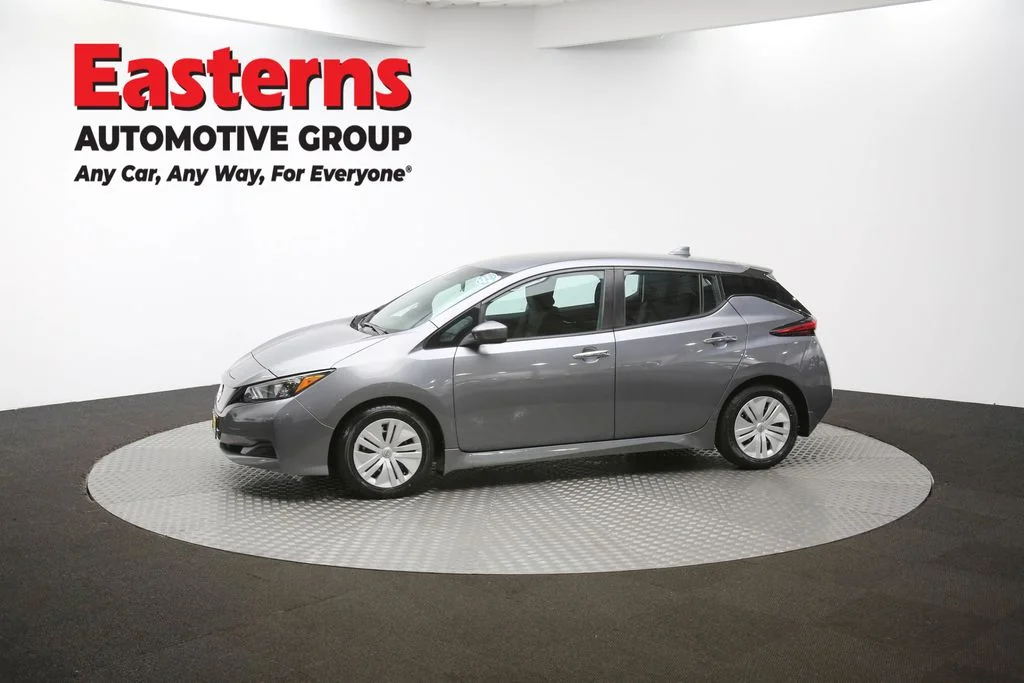 Used 2023 Gray Nissan S image 57