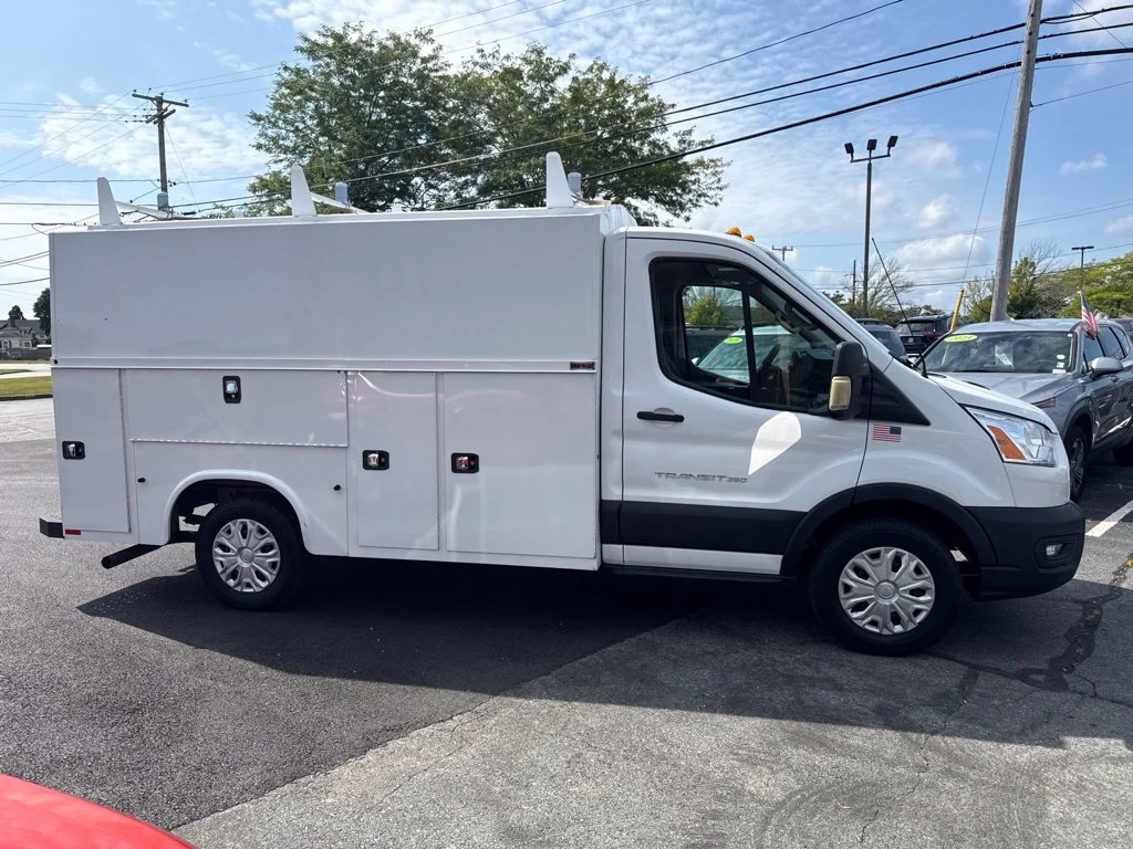 Used 2020 White Ford Base image 4