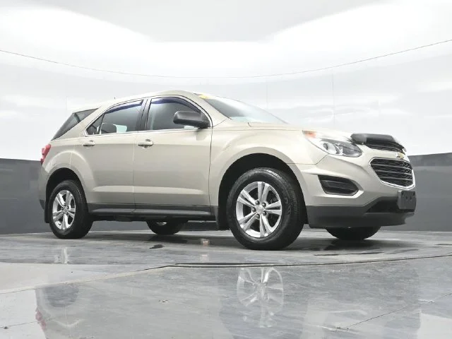 2016 Chevrolet Equinox LS - Photo 23