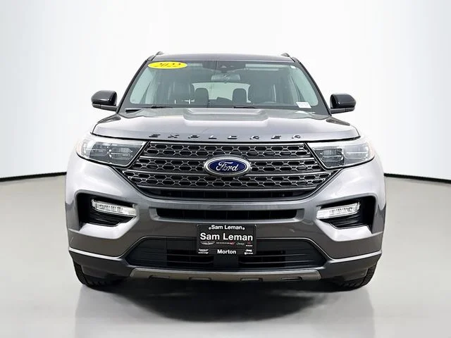 Used 2022 Gray Ford XLT image 2