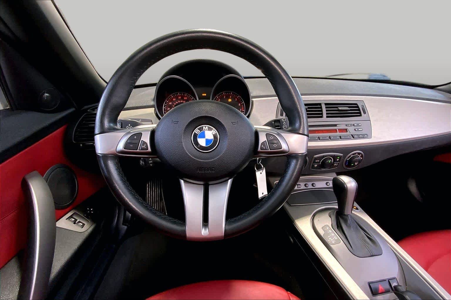 Pre-Owned 2004 BMW Z4 3.0i