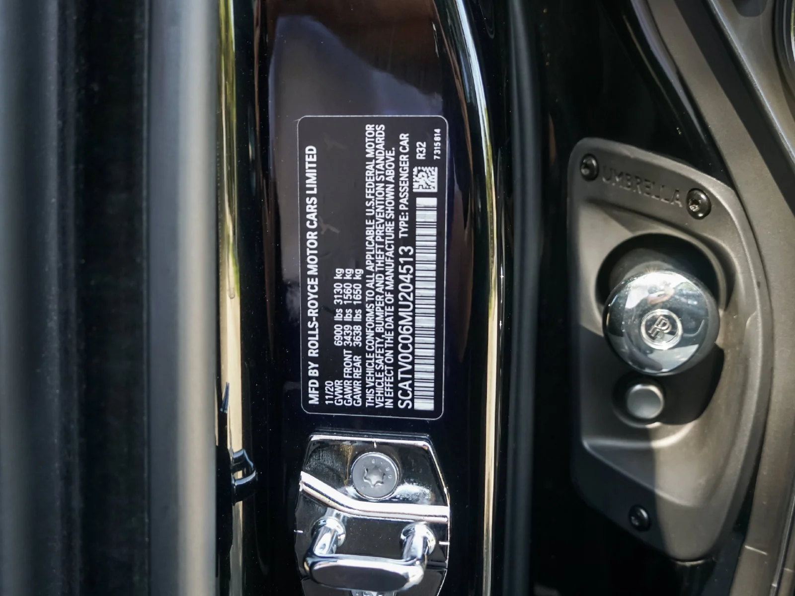 Certified Used 2021 Black Diamond Rolls-Royce  image 38