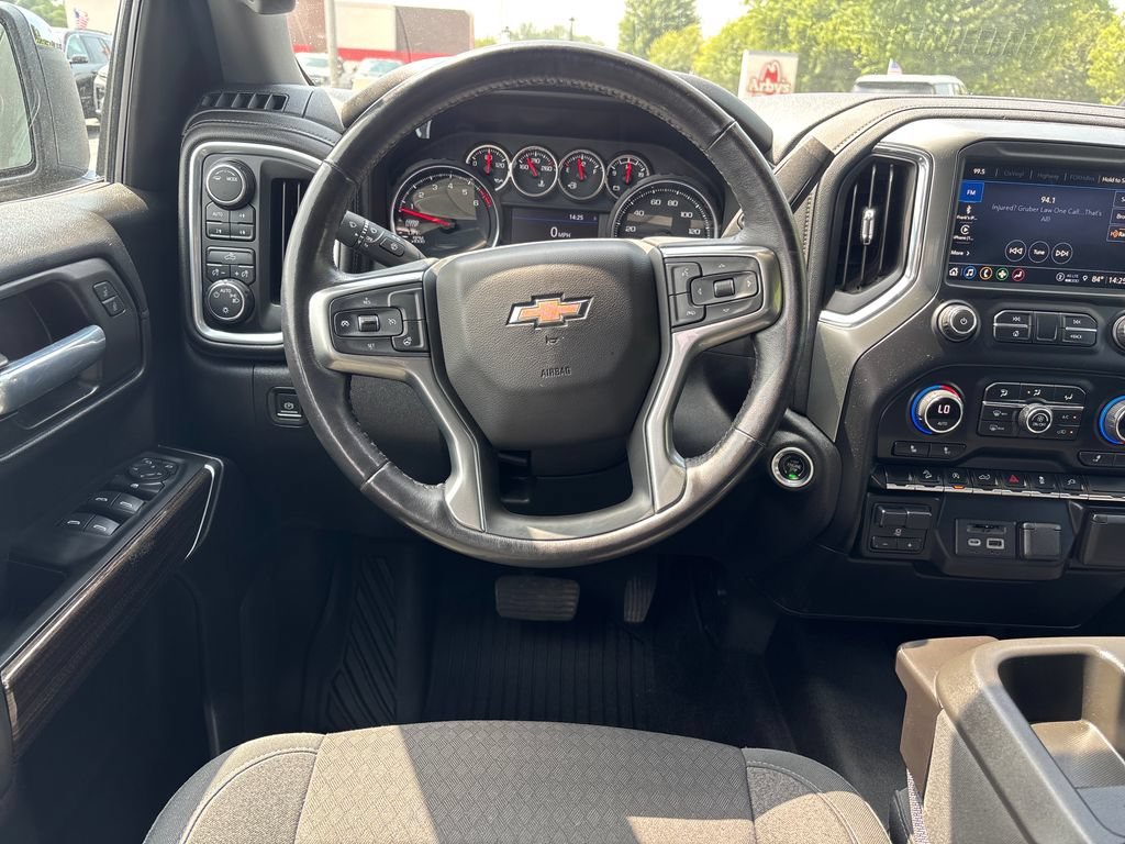2021 Chevrolet Silverado 1500 LT - Photo 17