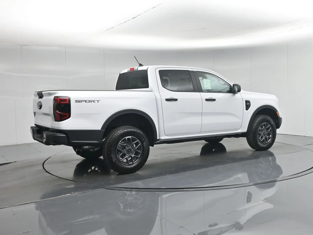 New 2026 Oxford White Ford XLT image 25