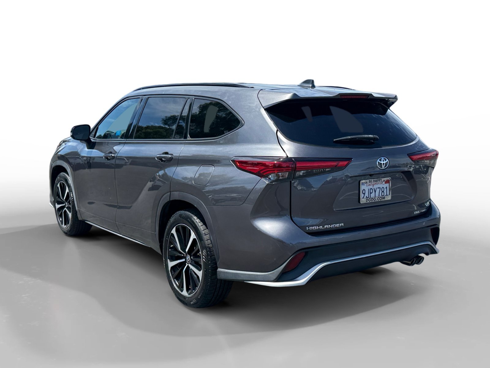 Used 2021 Magnetic Gray Metallic Toyota XSE image 3