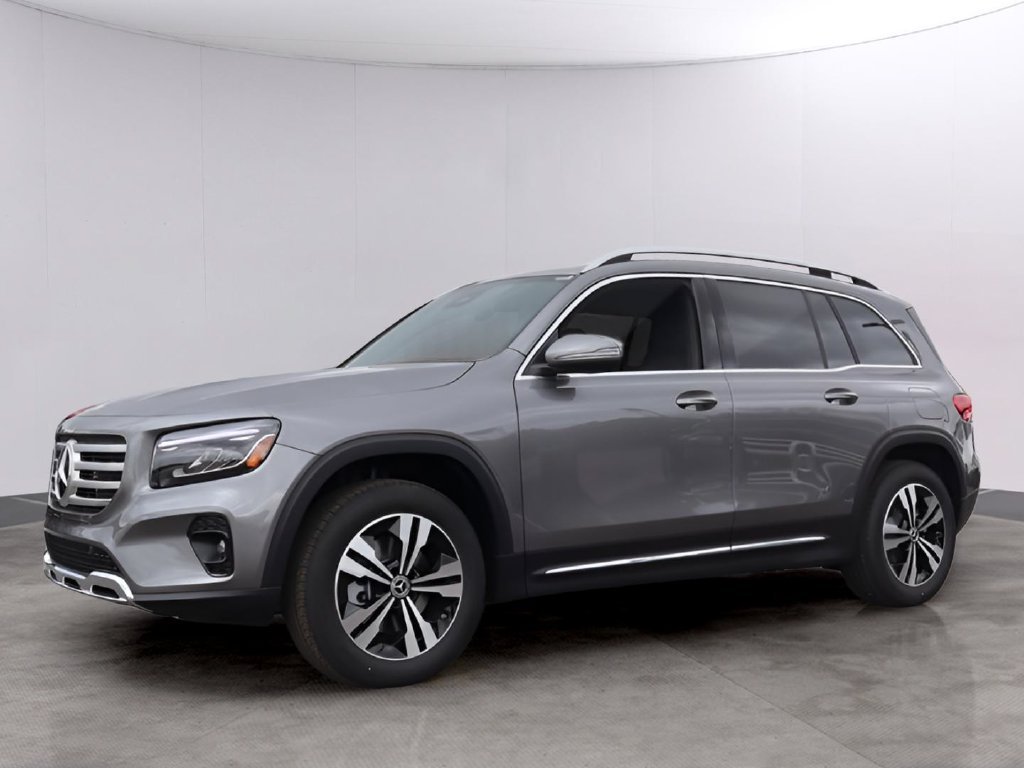 Used 2026 Mountain Grey Metallic Mercedes-Benz GLB 250 image 3