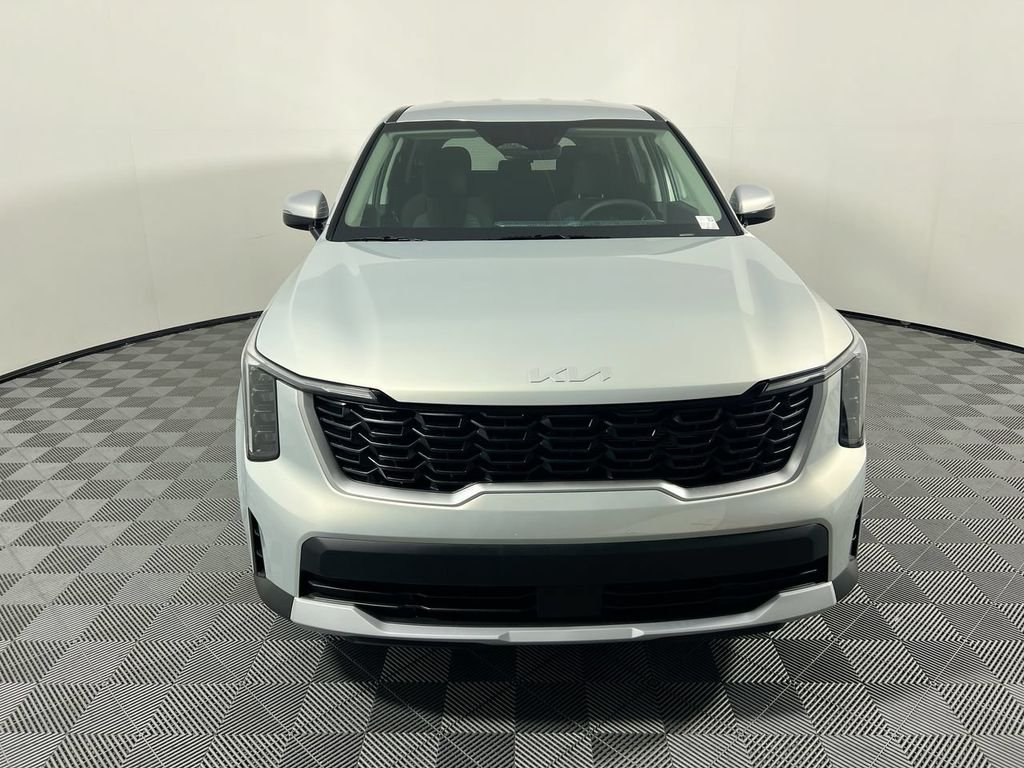 2026 Kia Sorento LX - Photo 9