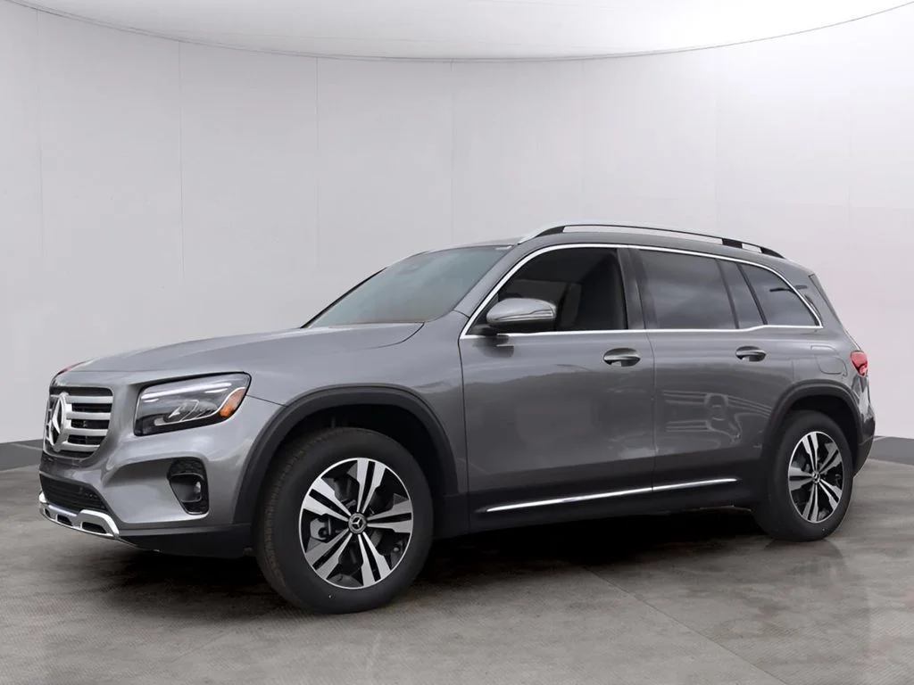 New 2026 Mountain Grey Metallic Mercedes-Benz GLB 250 image 3