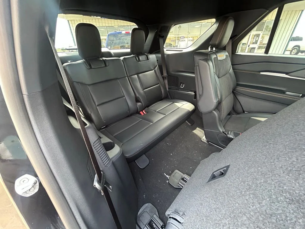 New 2026 Agate Black Metallic Ford Tremor® image 21