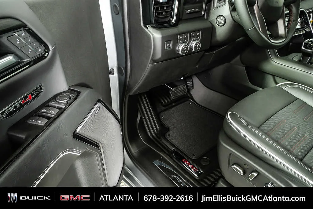 2026 GMC Sierra 1500 AT4X - Photo 8