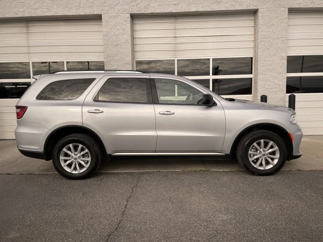 Used 2024 Silver Dodge SXT image 1