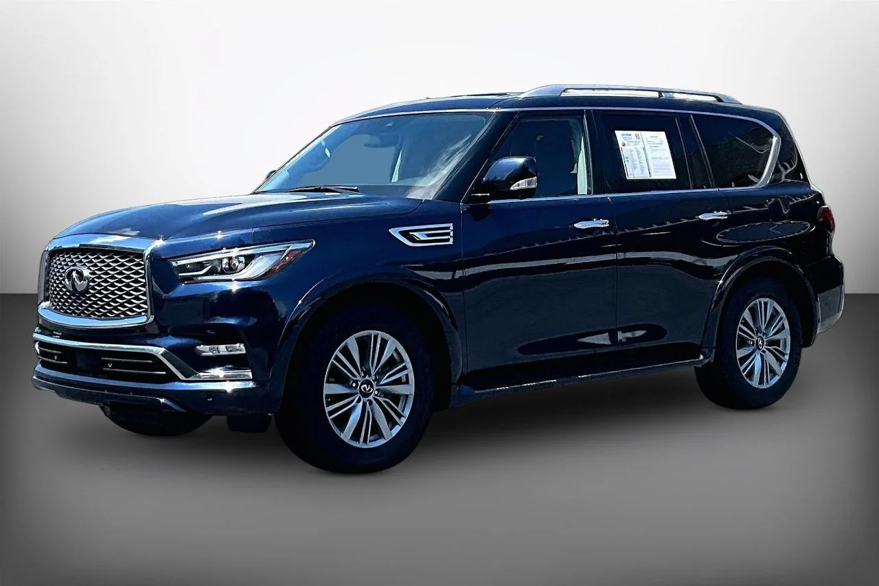 Used 2024 Blue INFINITI LUXE image 4