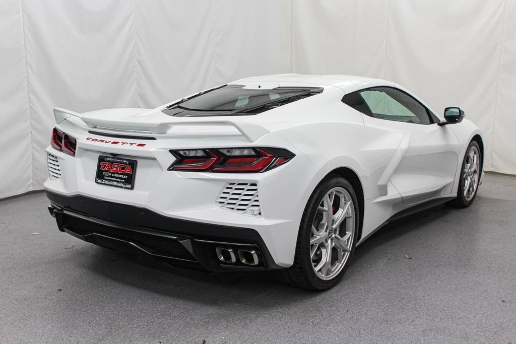 Used 2022 ARCTIC WHITE Chevrolet 3LT image 9