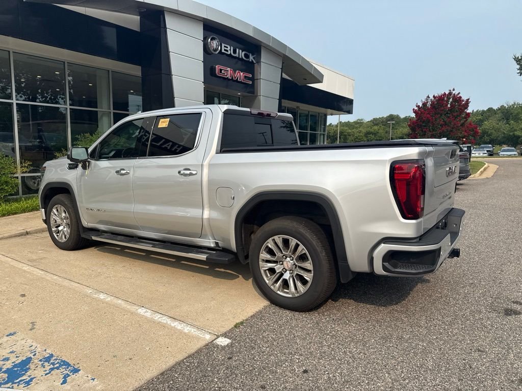 Used 2022 Silver GMC Denali image 9