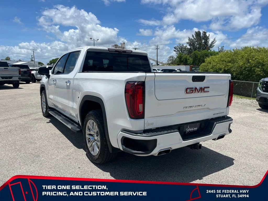 Used 2021 WHITE FROST TRICOAT GMC Denali image 7