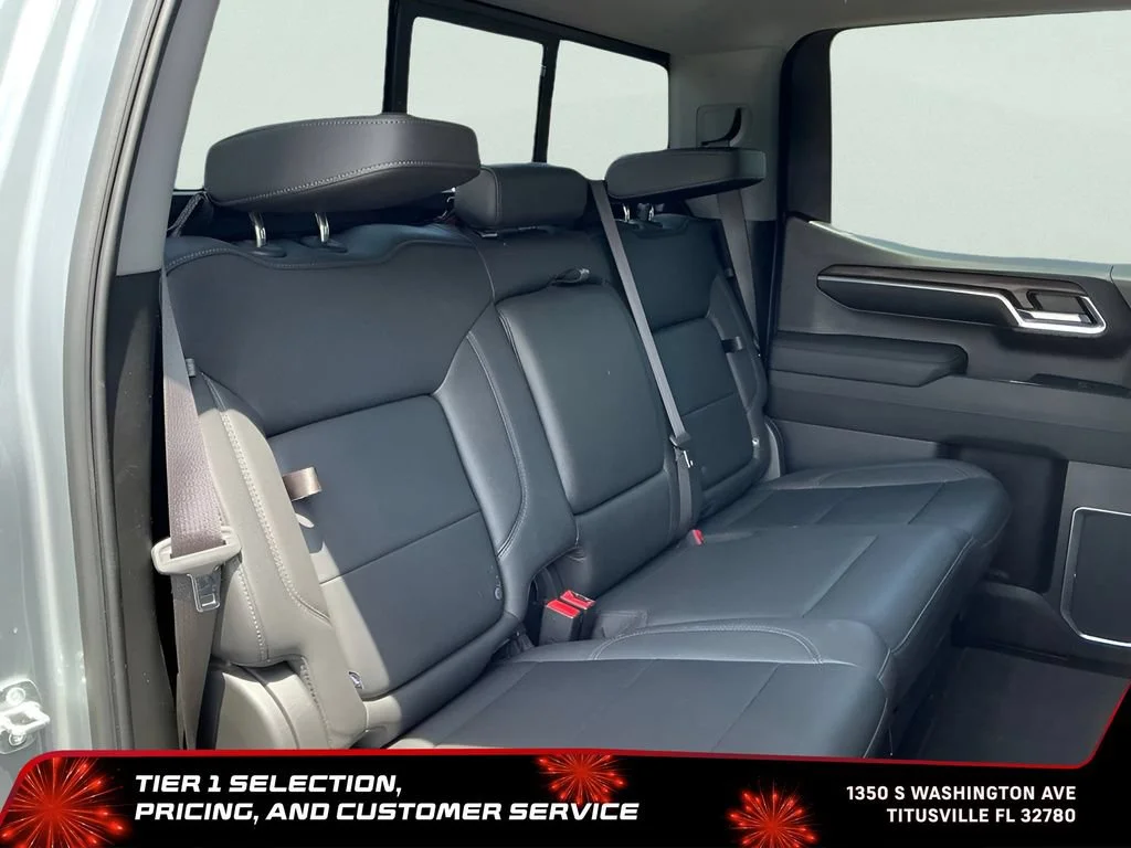 Used 2023 Sterling Metallic GMC SLT image 22