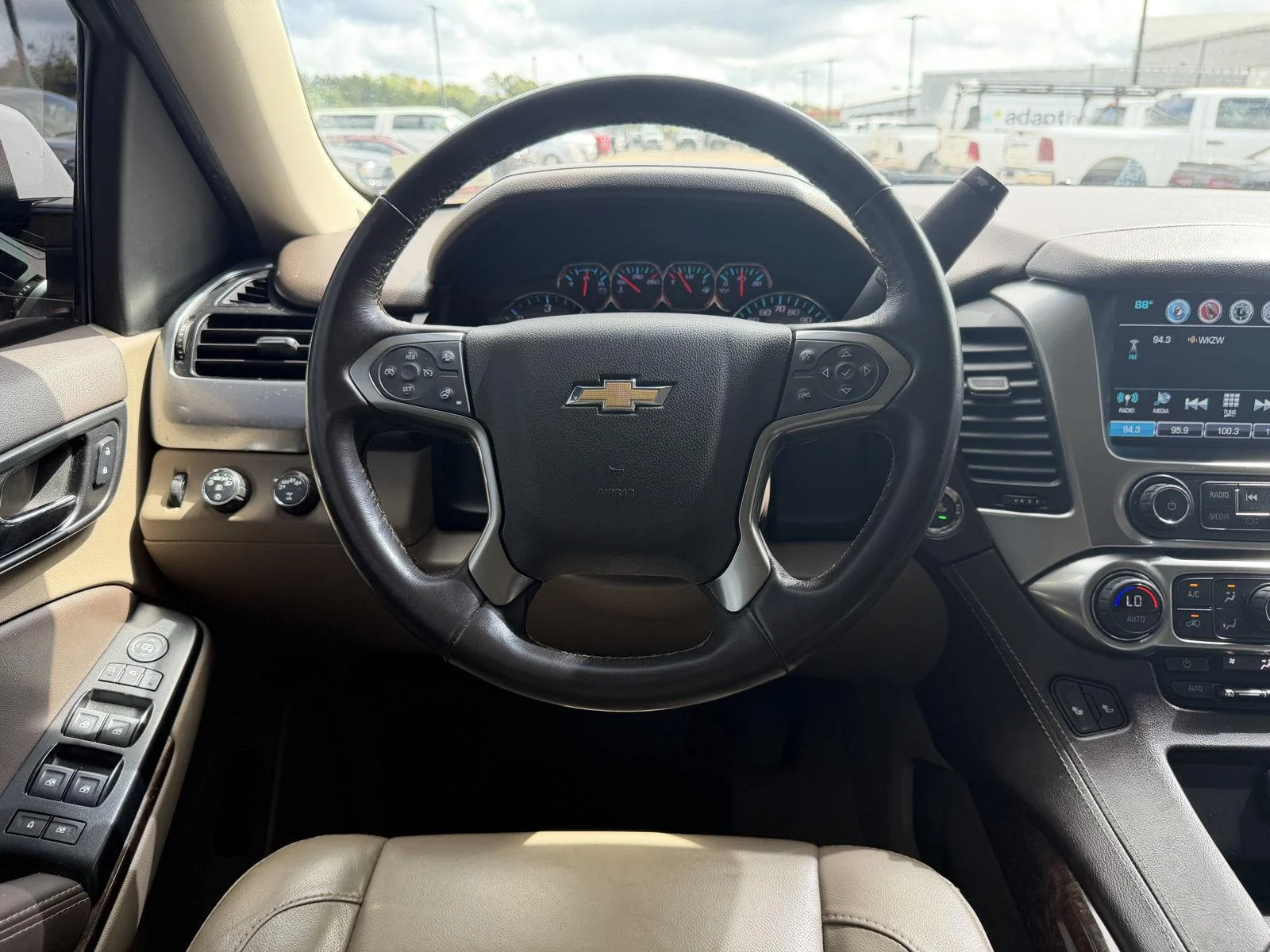 Used 2020 Summit White Chevrolet LT image 8