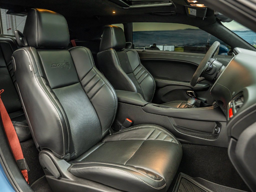 Used 2023 Frostbite Dodge SRT Hellcat Jailbreak image 46