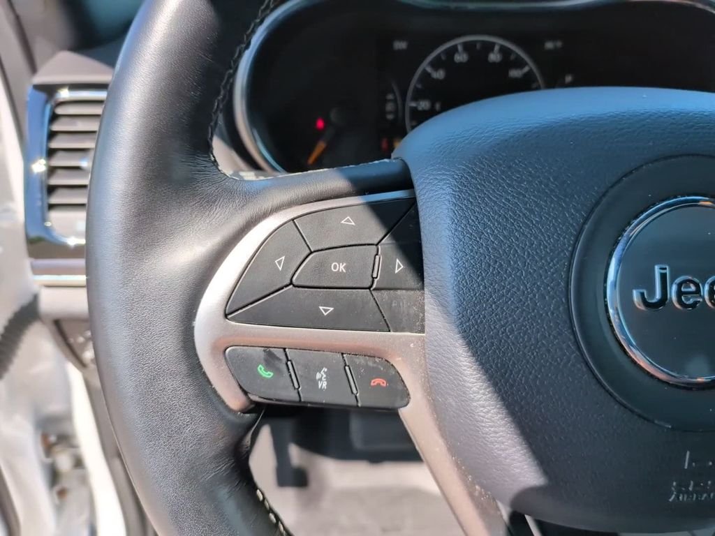 Certified Used 2021 White Jeep Overland image 18