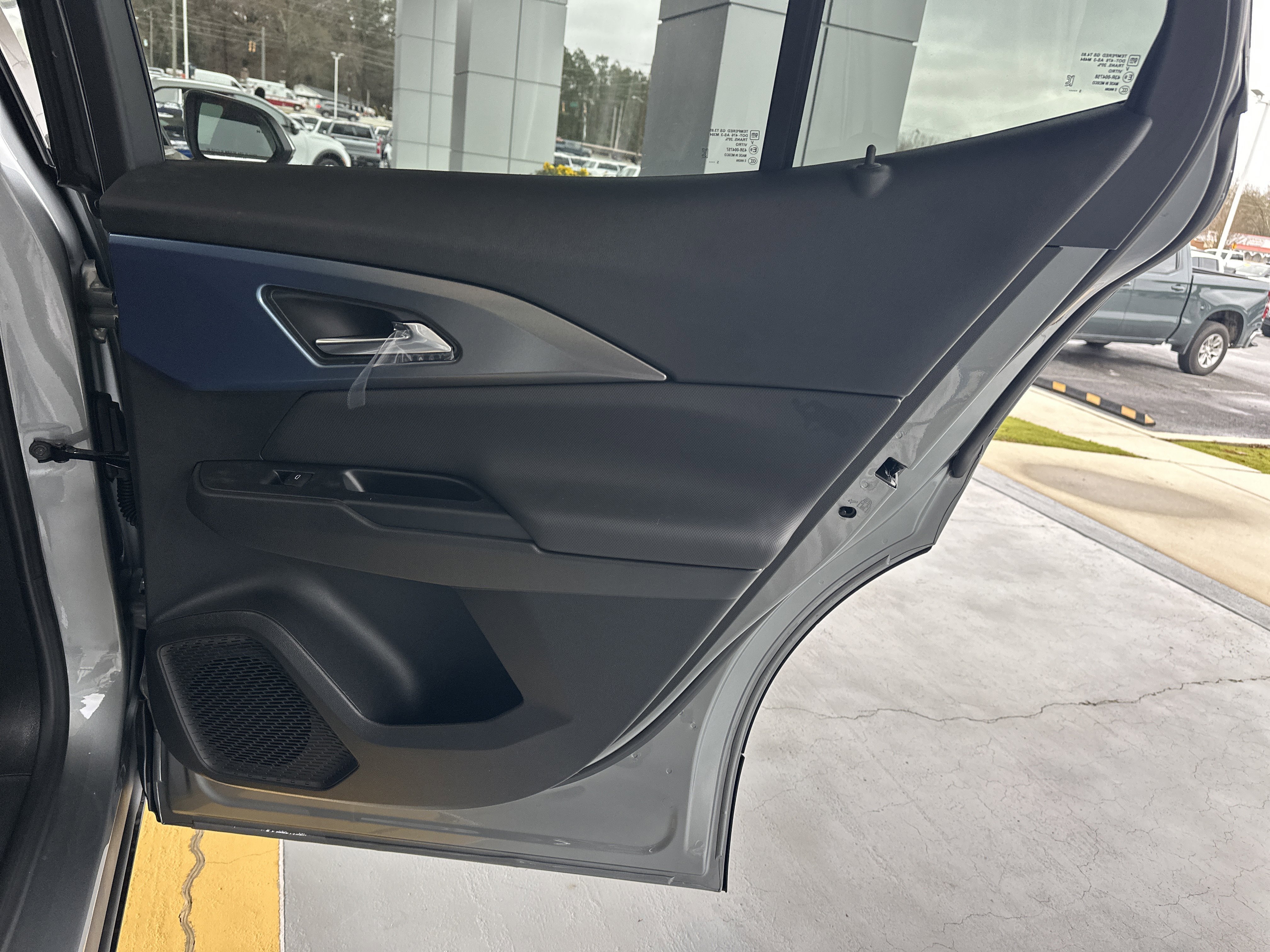 2026 Chevrolet Equinox EV 2LT - Photo 17