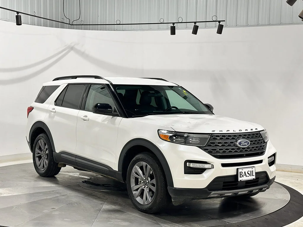 Used 2022 White Ford XLT image 39
