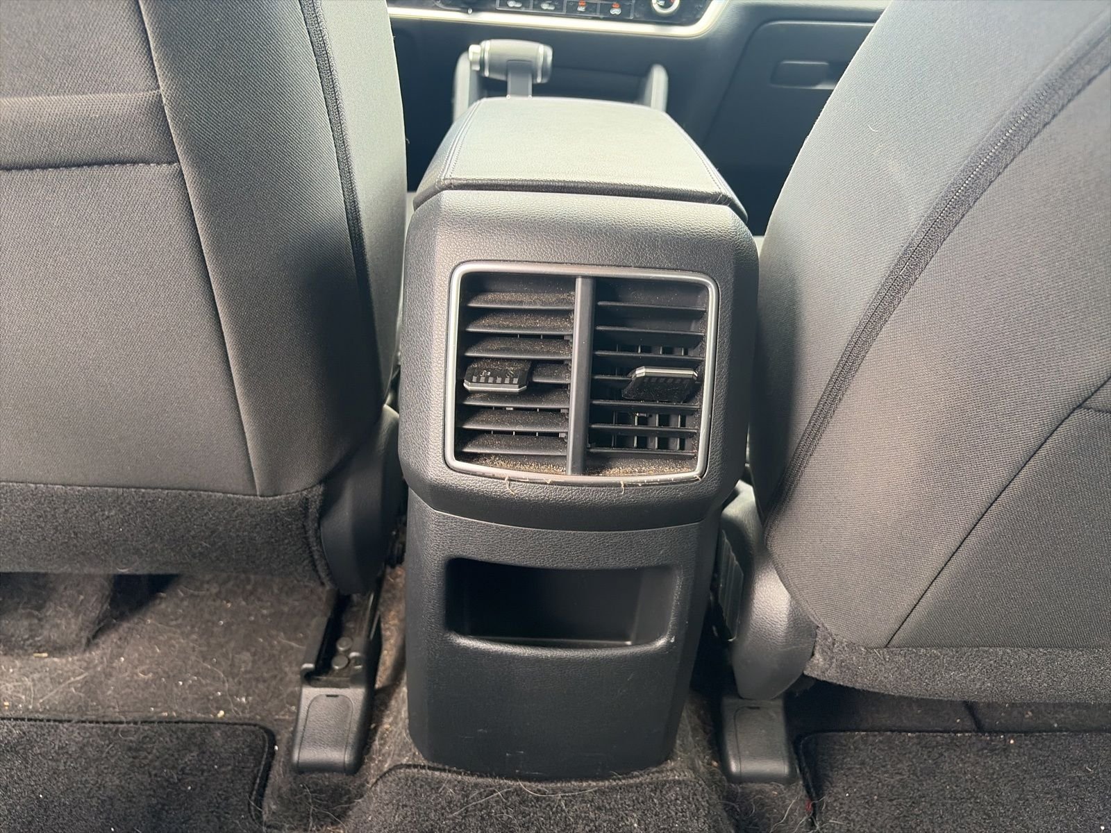 Used 2024 Black Kia LX image 11