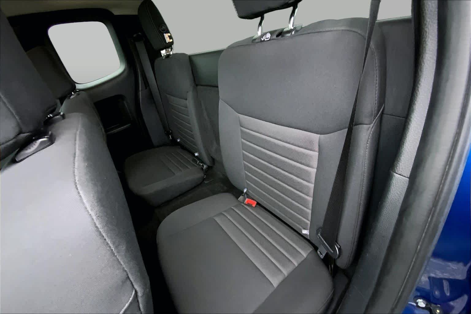 Used 2020 Lightning Blue Metallic Ford XLT image 18