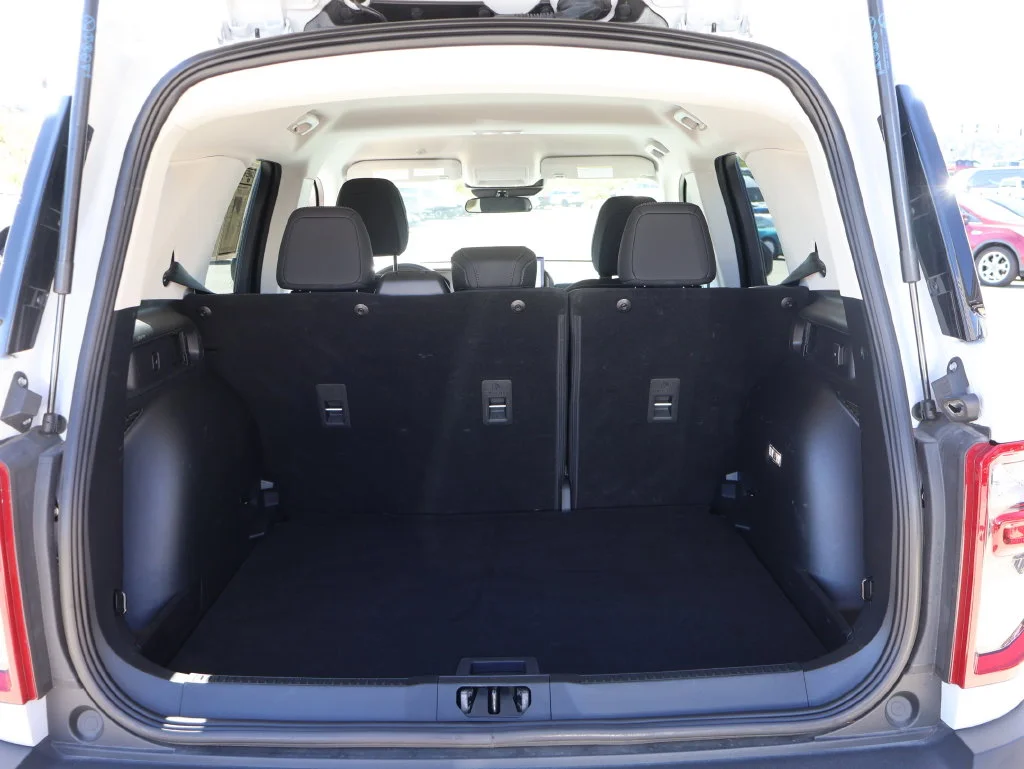 Used 2025 Oxford White Ford Big Bend image 13